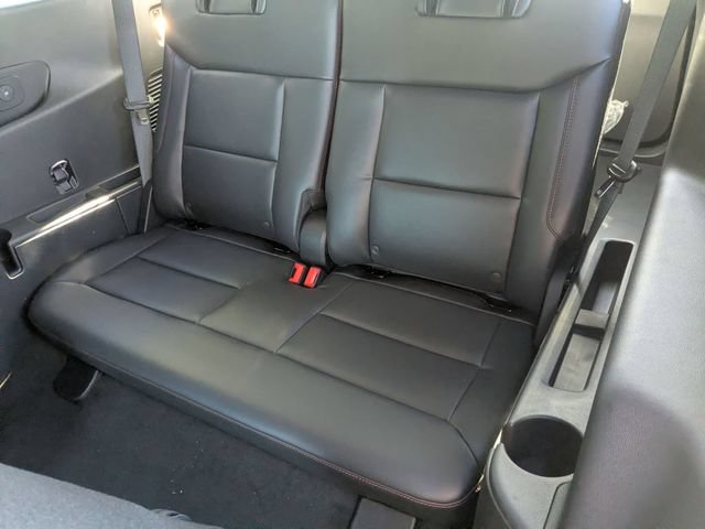 New 2026 Ford Explorer ST-Line w/ ST-Line Street Pack AWD/4WD image 20