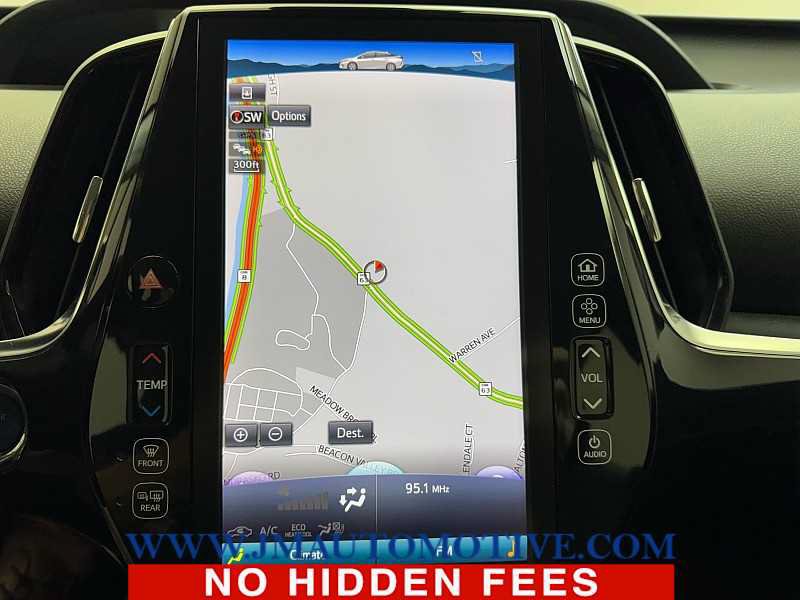 Used 2017 Toyota Prius Prime Premium FWD image 27