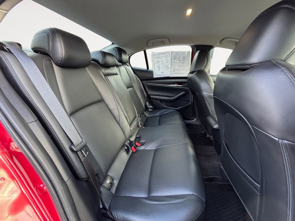 Used 2025 MAZDA MAZDA3 s image 11