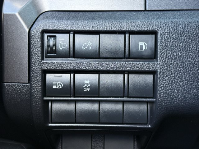 Used 2025 Toyota 4Runner SR5 AWD/4WD image 22
