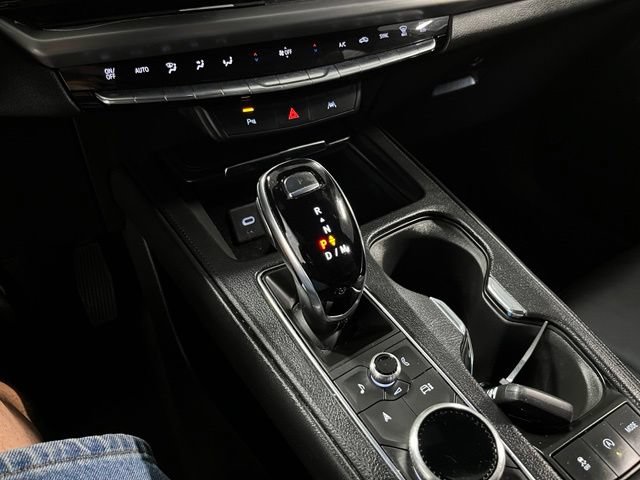 Used 2025 Cadillac XT4 Premium Luxury FWD image 29
