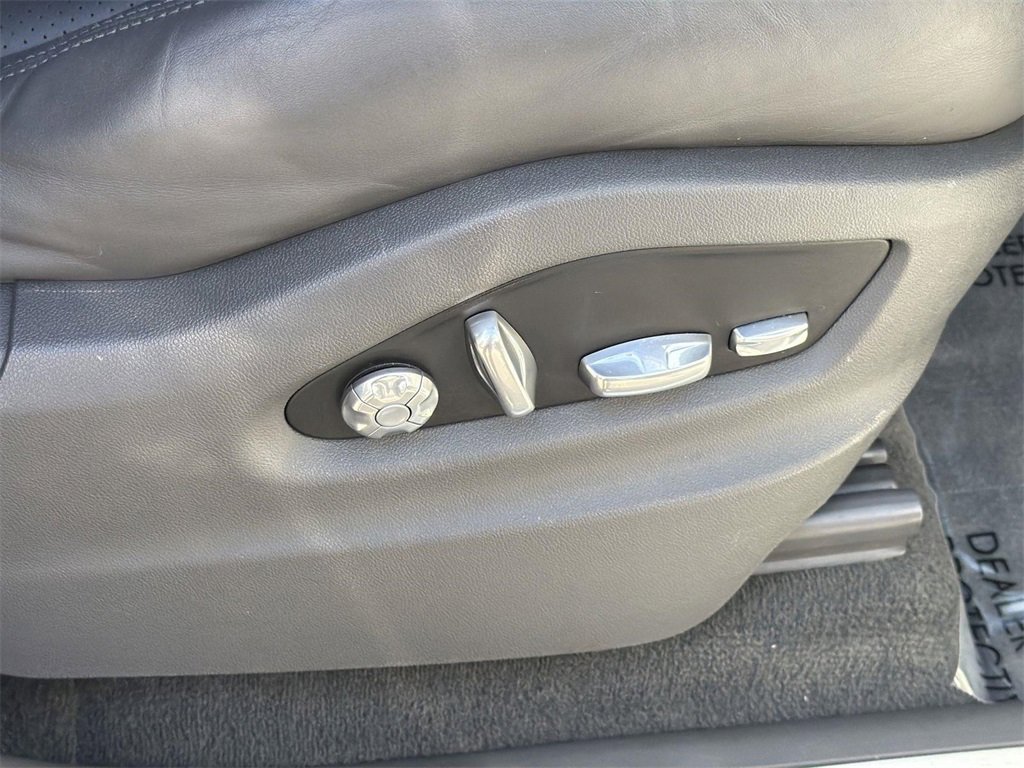 Used 2020 Porsche Cayenne image 31