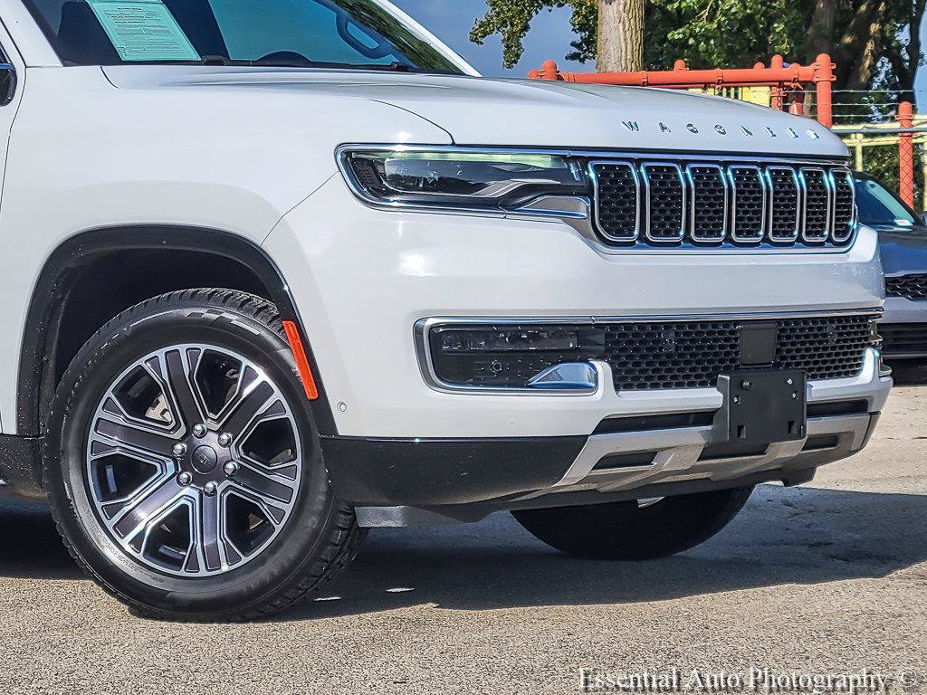Certified 2024 Jeep Wagoneer Series II w/ Flexible Seating Group RWD image 4