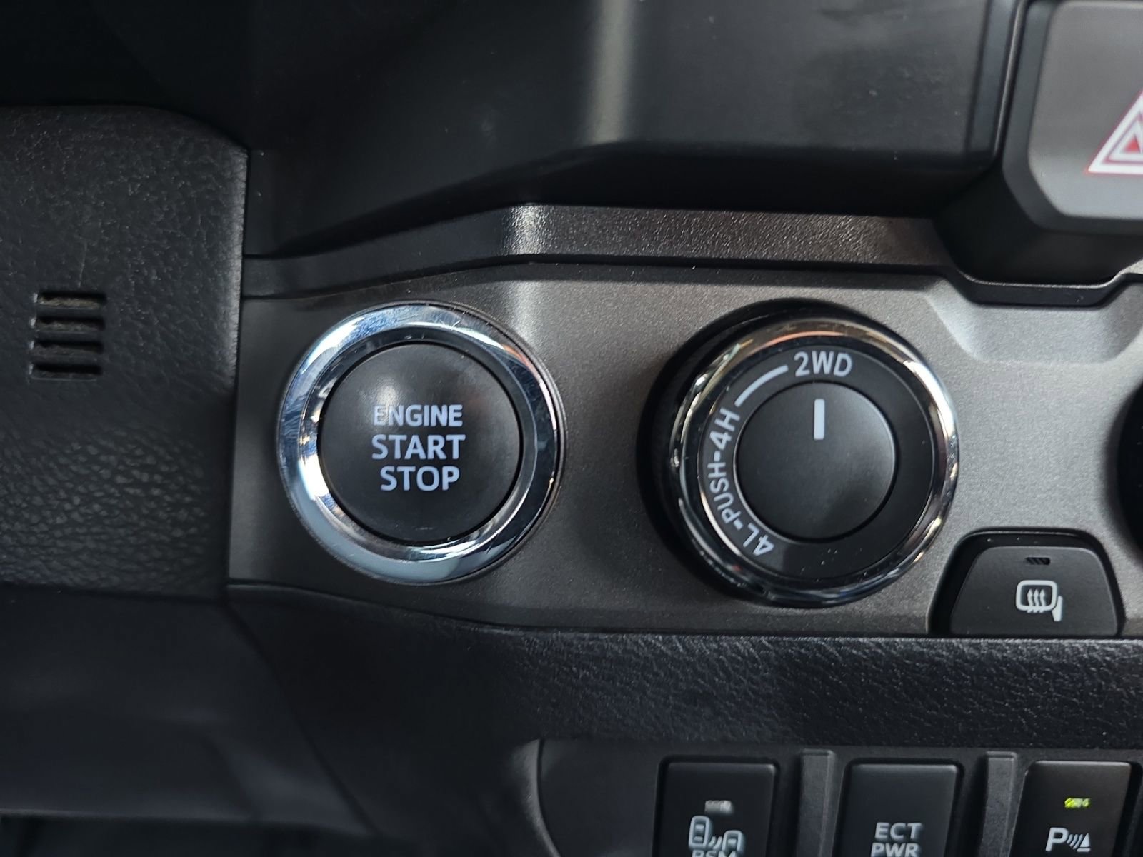 Certified 2023 Toyota Tacoma TRD Off-Road w/ TRD Premium Off Road Package image 19