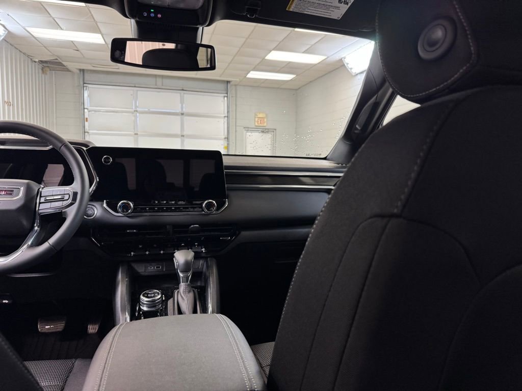 New 2026 GMC Canyon Elevation w/ Convenience Package image 23
