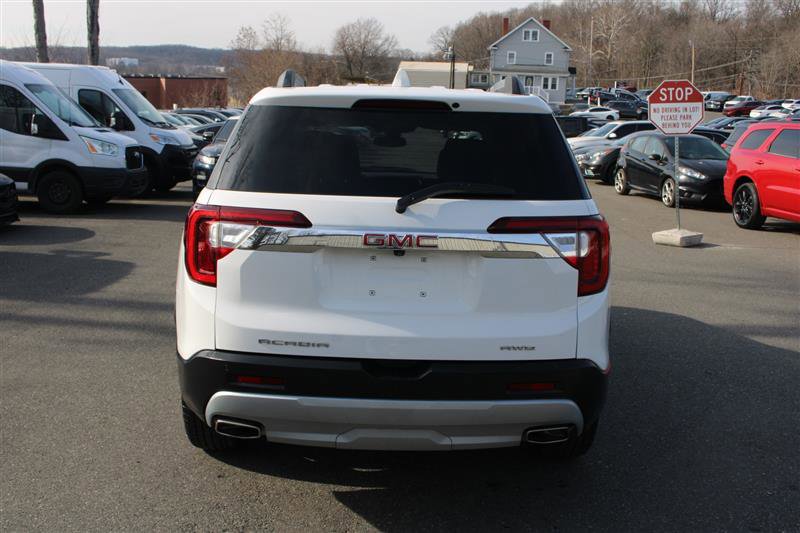 Used 2023 GMC Acadia SLT image 7