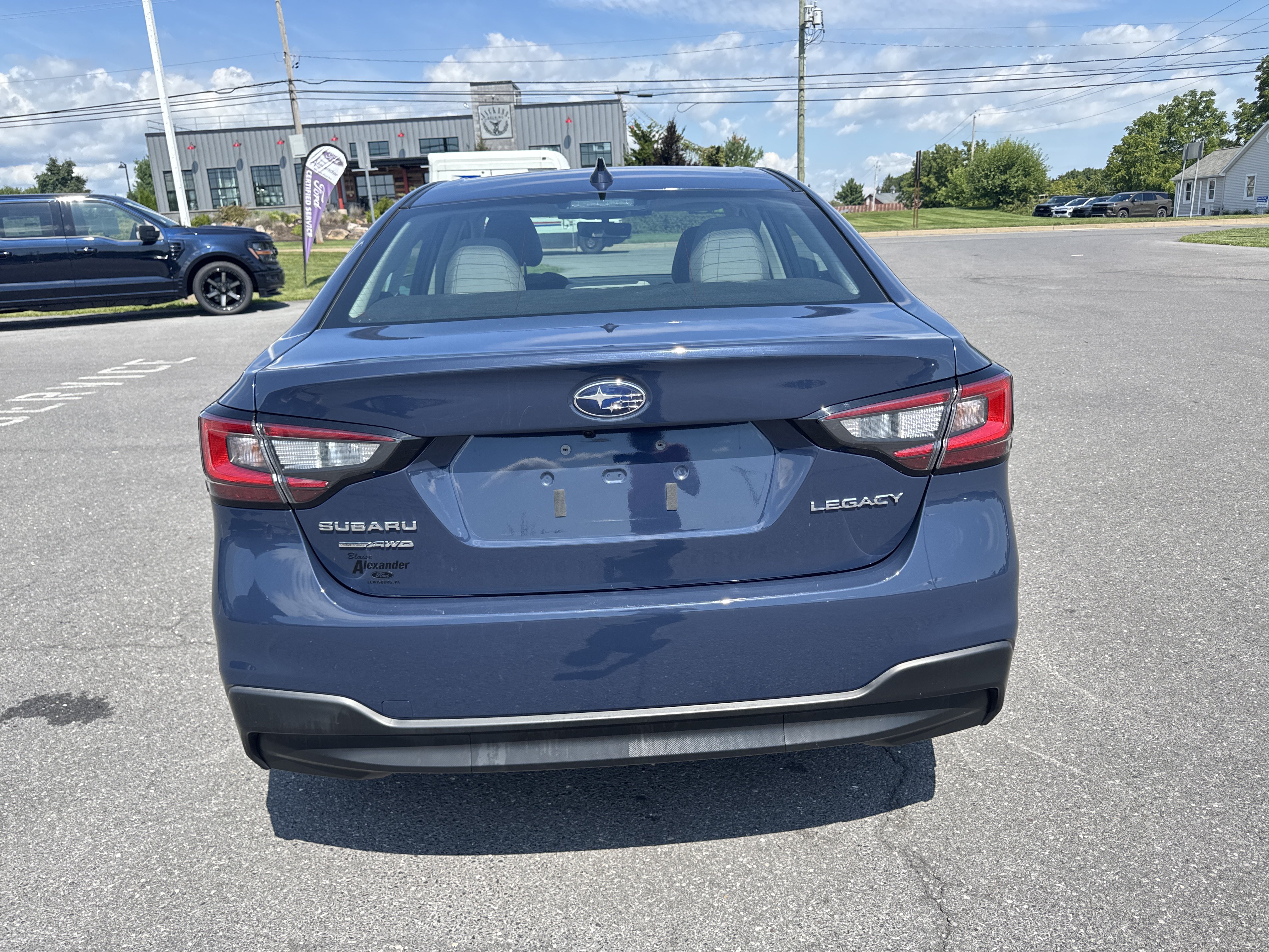 Used 2025 Subaru Legacy Premium AWD/4WD image 4