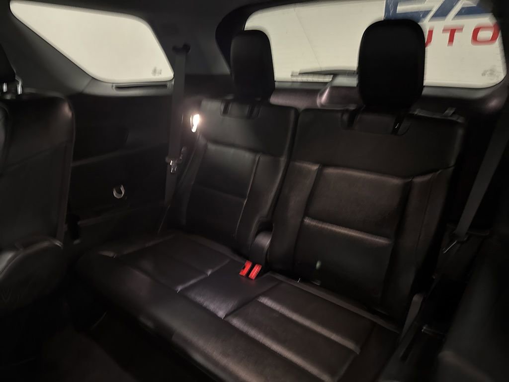 Used 2023 Ford Explorer Limited image 29