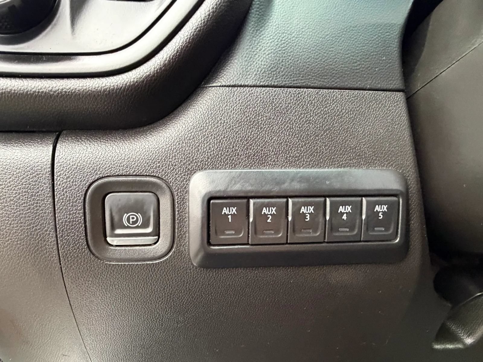 Used 2021 Chevrolet Silverado 2500 W/T w/ WT Convenience Package AWD/4WD image 13