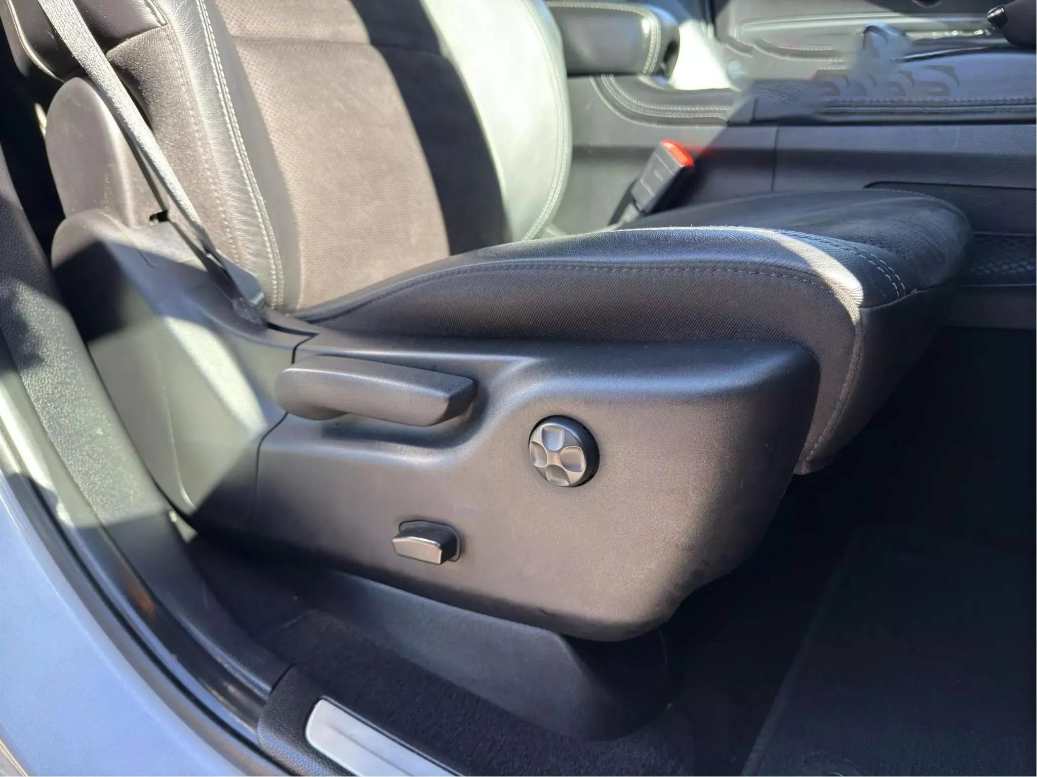 Used 2021 Dodge Durango GT AWD/4WD image 16