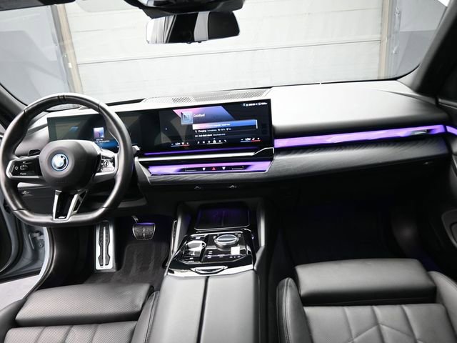 Used 2024 BMW i5 eDrive40i w/ M Sport Package RWD image 24