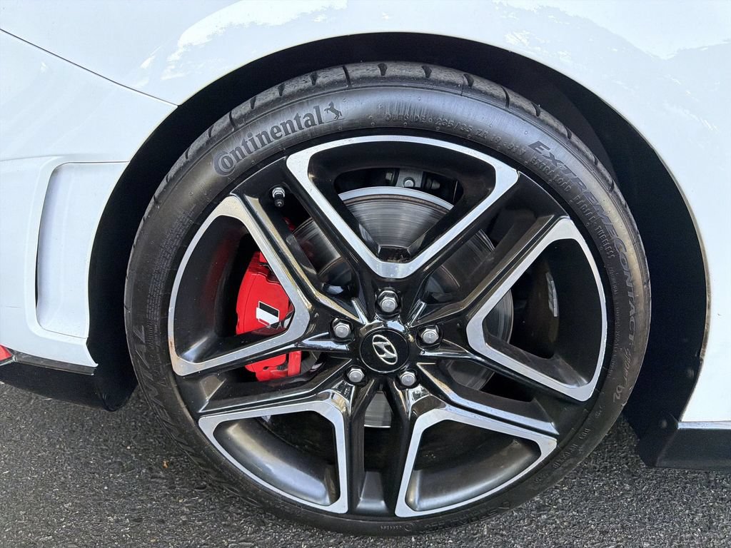 Used 2022 Hyundai Veloster N FWD image 34