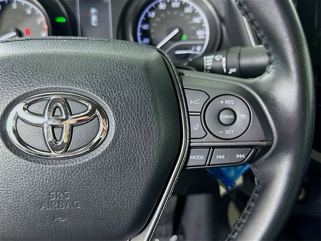 Used 2021 Toyota Camry SE image 23