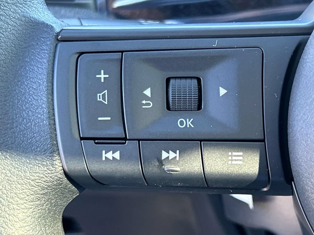 New 2026 Nissan Kicks SV w/ SV Premium Package FWD image 24