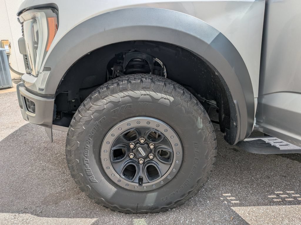Certified 2022 Ford F150 Raptor w/ Equipment Group 801A High AWD/4WD image 35
