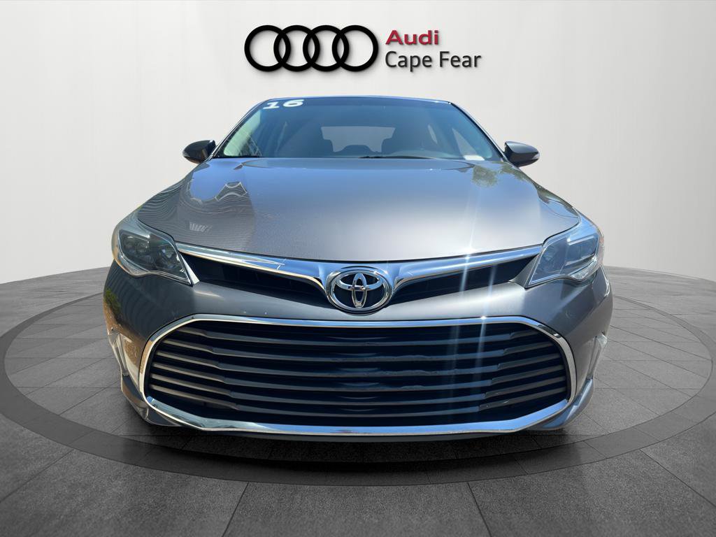 Used 2016 Toyota Avalon XLE image 8