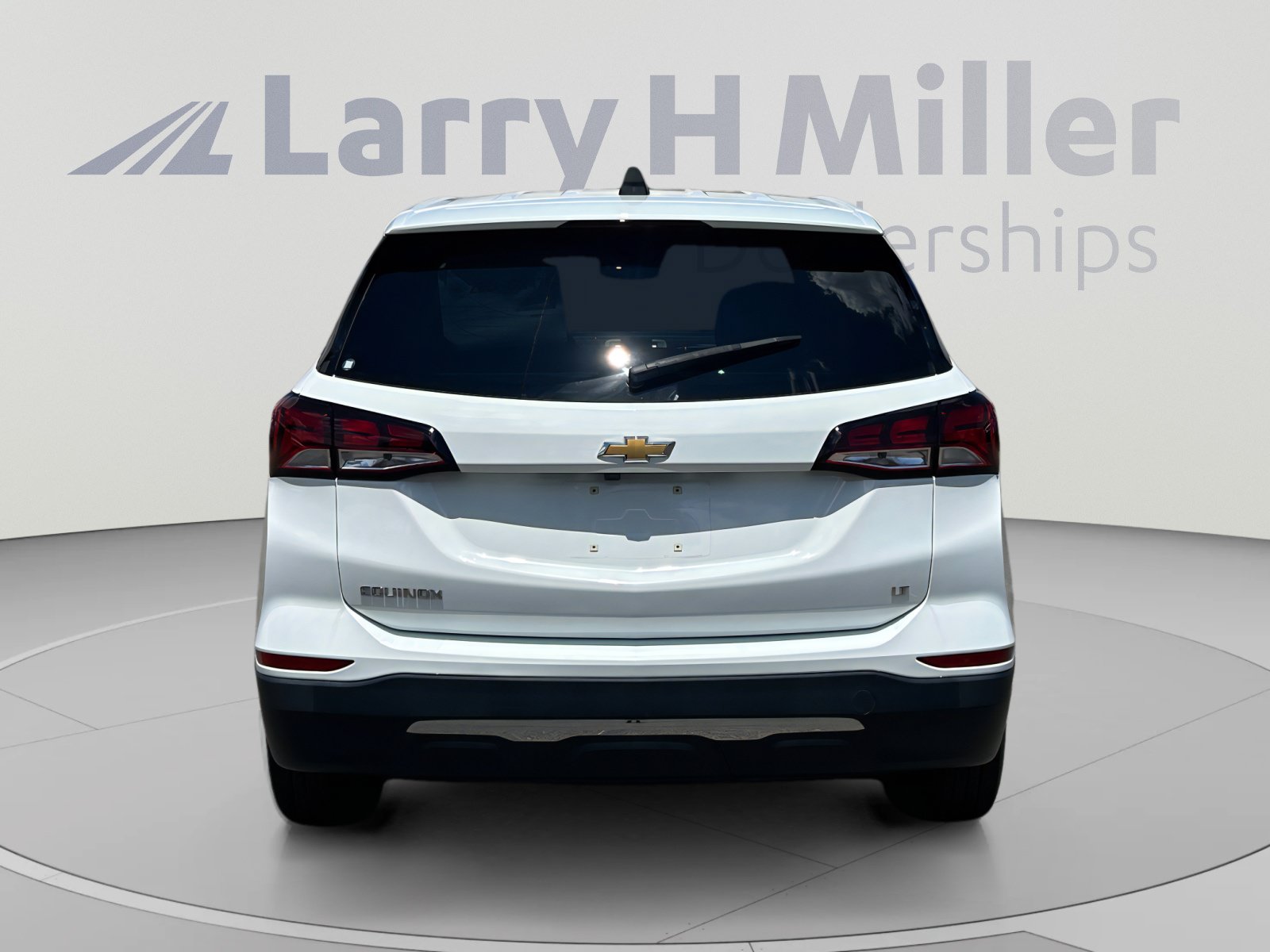 Used 2022 Chevrolet Equinox LT FWD image 4