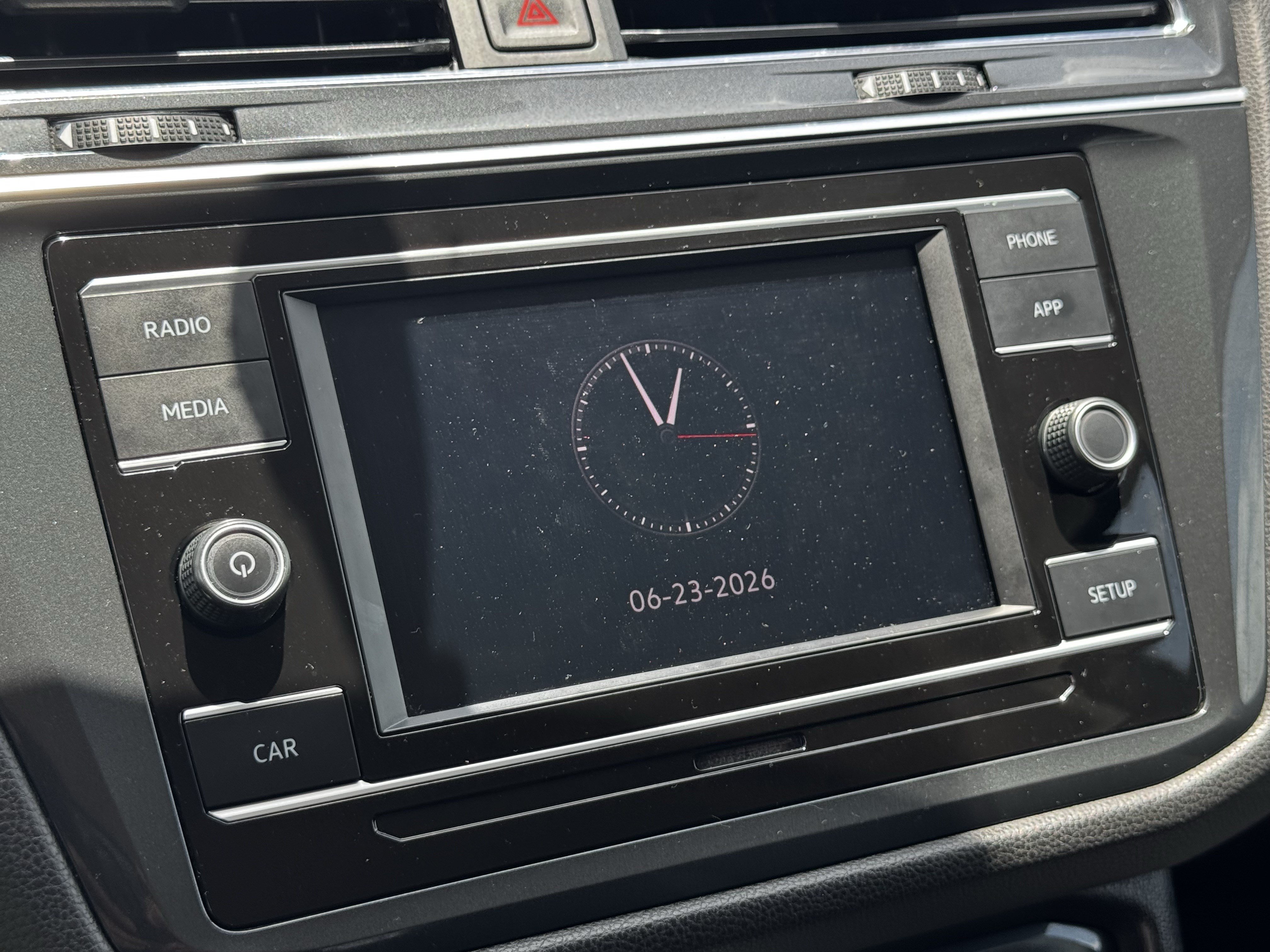Used 2019 Volkswagen Tiguan S FWD image 18
