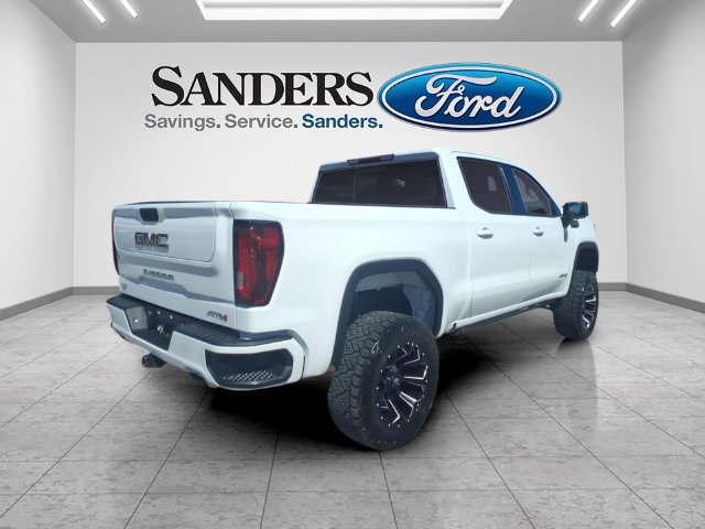 Used 2022 GMC Sierra 1500 AT4 w/ AT4 Preferred Package AWD/4WD image 2