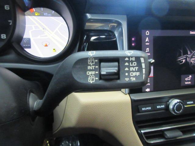 Used 2019 Porsche Macan AWD/4WD image 23