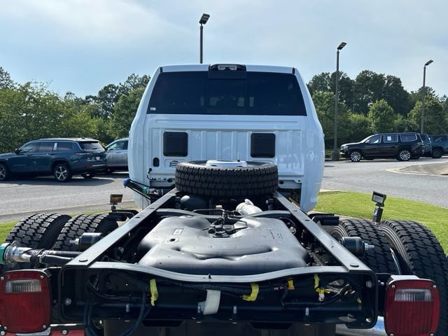 New 2026 RAM 4500 4x4 Crew Cab DRW w/ Laramie Trim Package image 28