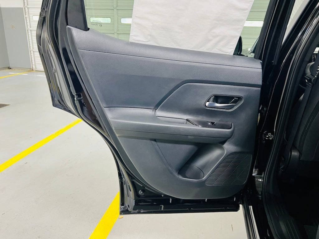 New 2026 Nissan Kicks SV FWD image 25