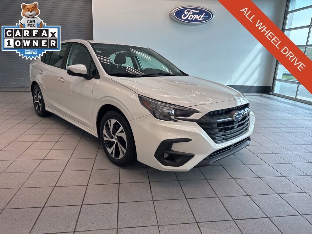 Used 2025 Subaru Legacy Premium AWD/4WD image 1