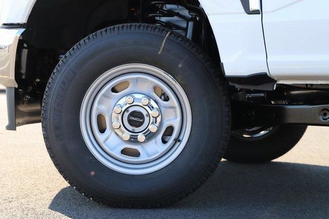 New 2026 Ford F250 XL image 2