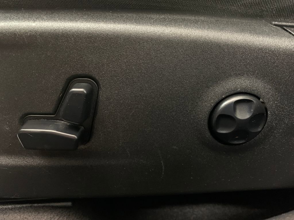 Used 2018 Dodge Charger GT AWD/4WD image 18