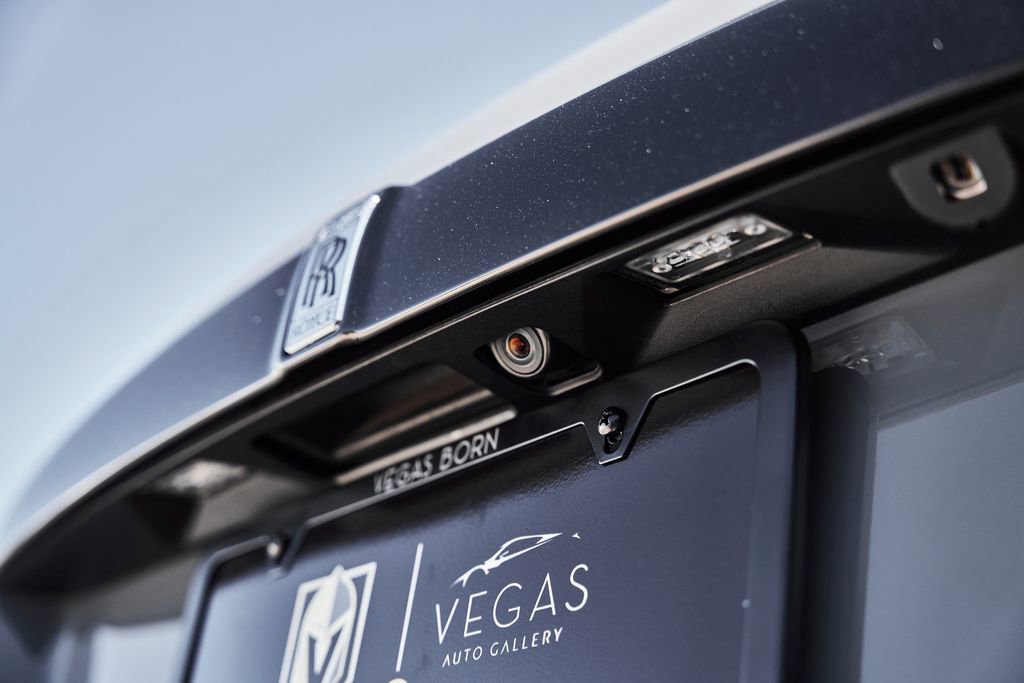 Used 2020 Rolls-Royce Wraith RWD image 15