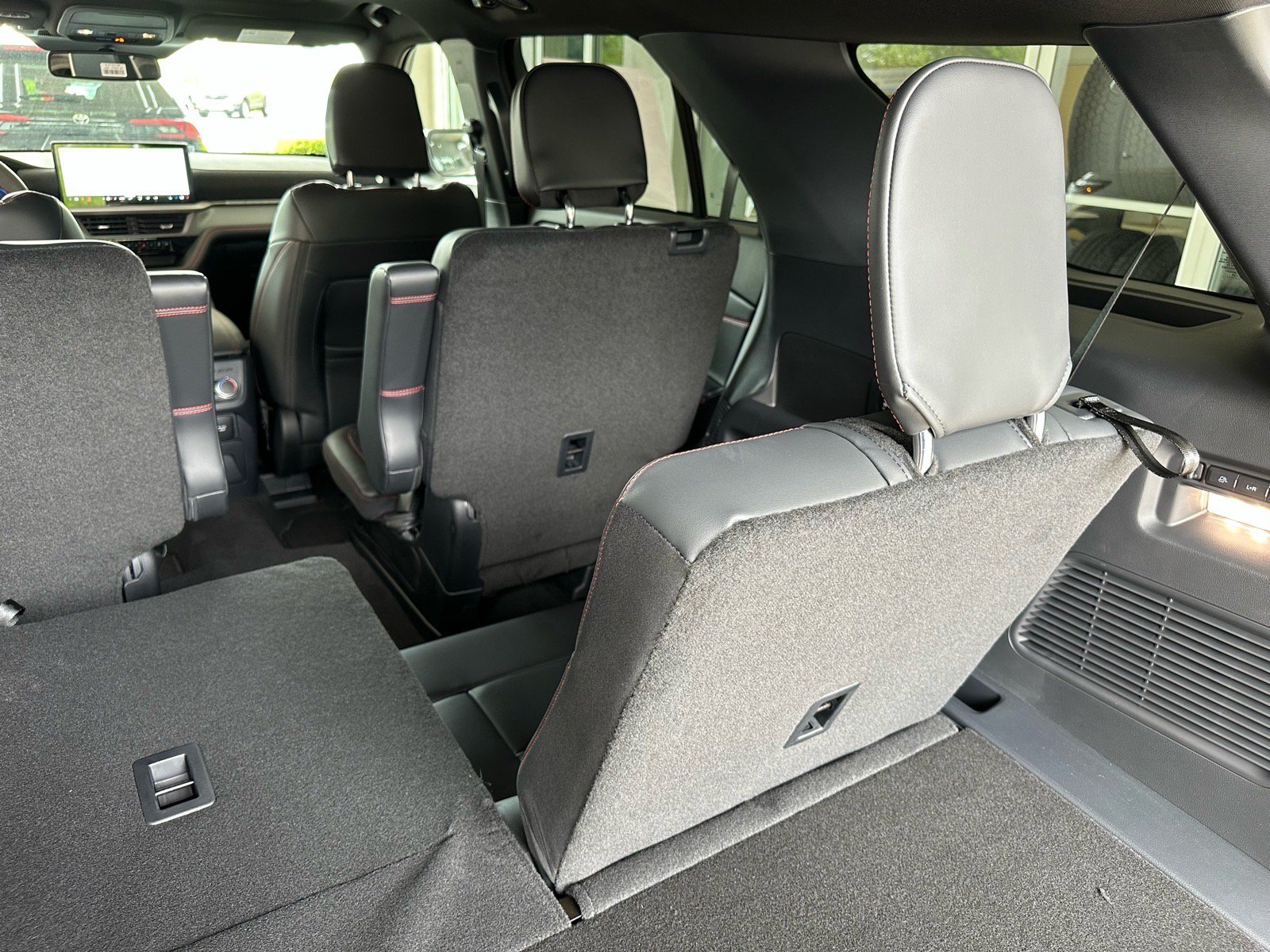 New 2026 Ford Explorer ST w/ Sun And Sound Package RWD image 28