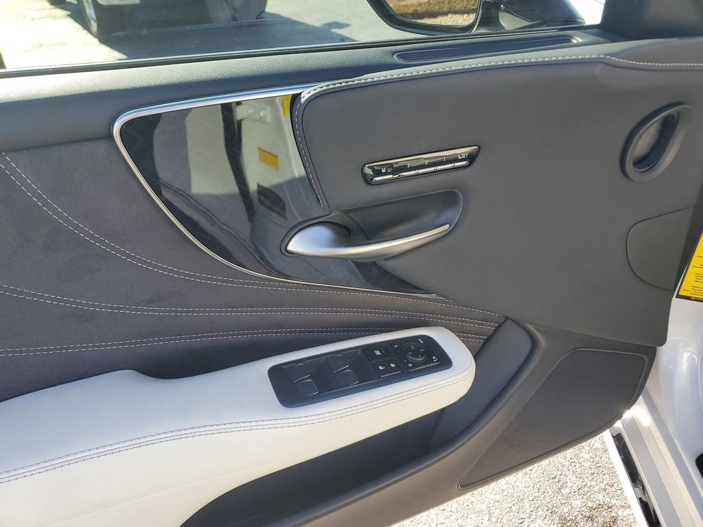 Used 2023 Lexus LS 500 Core w/ Interior Upgrade Package image 23