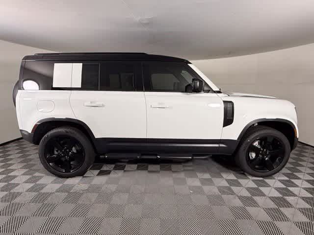 New 2026 Land Rover Defender 110 S AWD/4WD image 8
