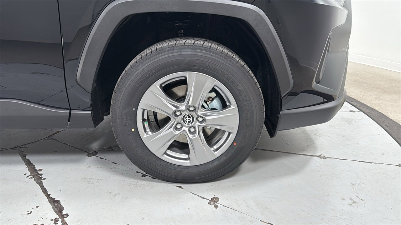 New 2025 Toyota RAV4 LE image 21