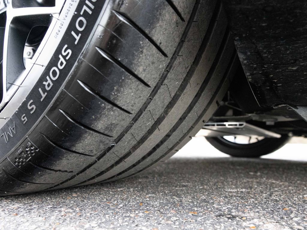 Used 2025 Aston Martin V8 Vantage Coupe image 58