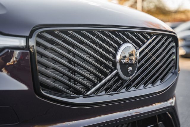 Used 2026 Volvo XC60 B5 Ultra w/ Protection Package Premier AWD/4WD image 11