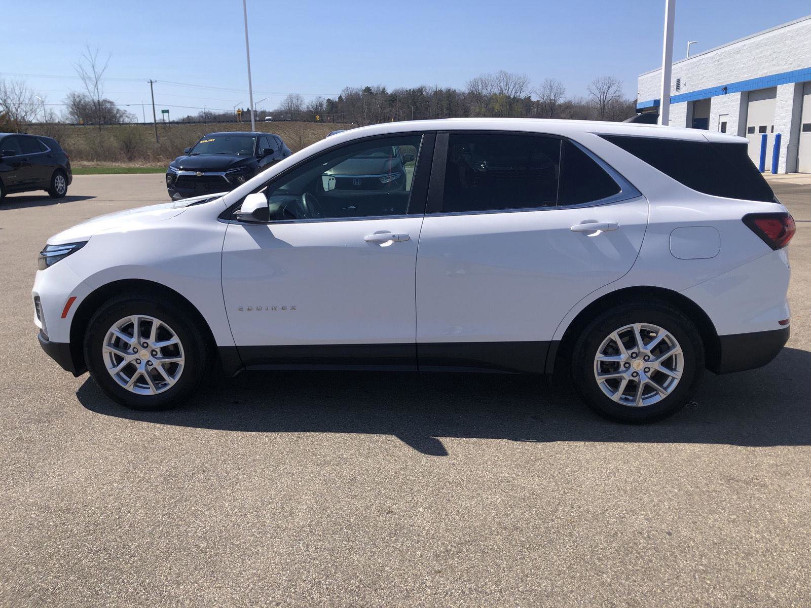 Certified 2023 Chevrolet Equinox LT image 3