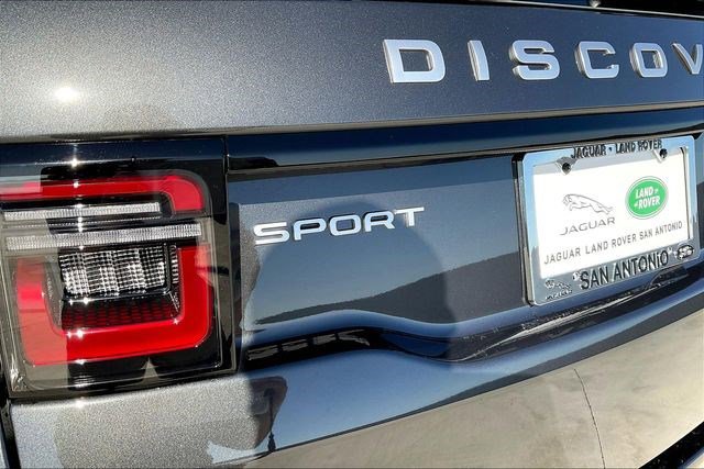 Used 2025 Land Rover Discovery Sport S AWD/4WD image 9