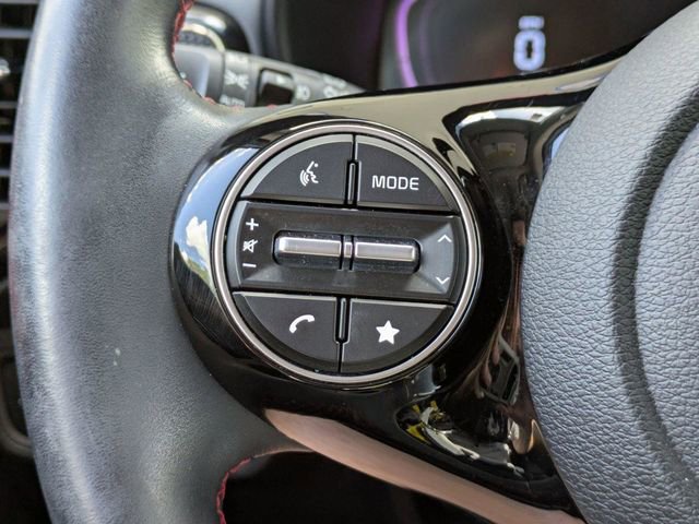 Used 2024 Kia Soul GT-Line w/ GT-Line Technology Package image 28