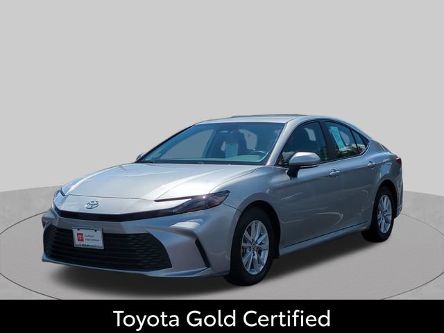 Certified 2025 Toyota Camry LE FWD image 1
