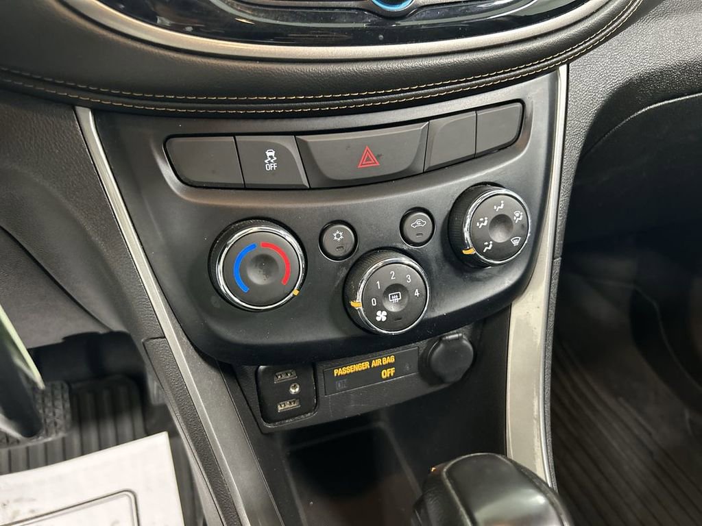 Used 2020 Chevrolet Trax LS image 16