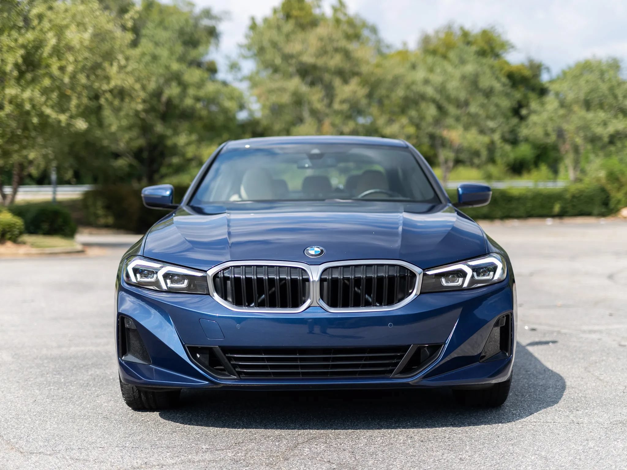 Used 2024 BMW 330i Sedan w/ Premium Package RWD image 5