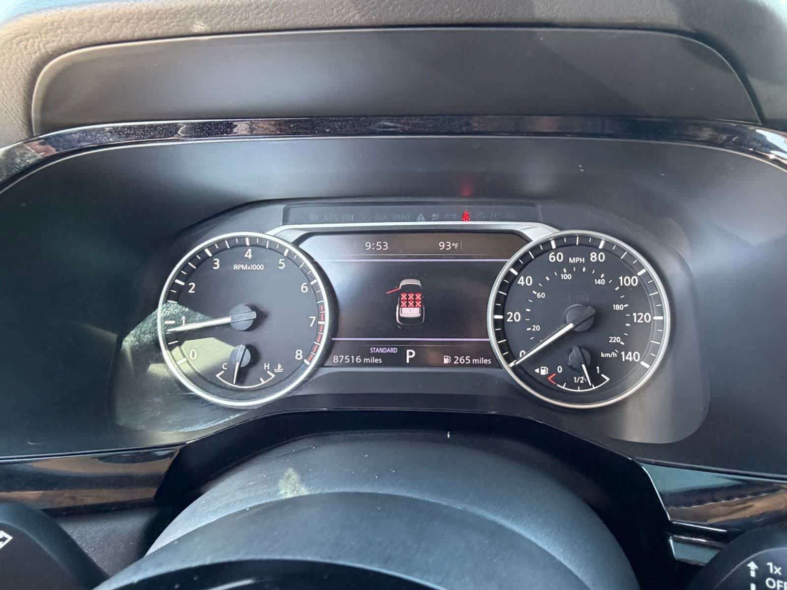 Used 2022 Nissan Pathfinder SL FWD image 20