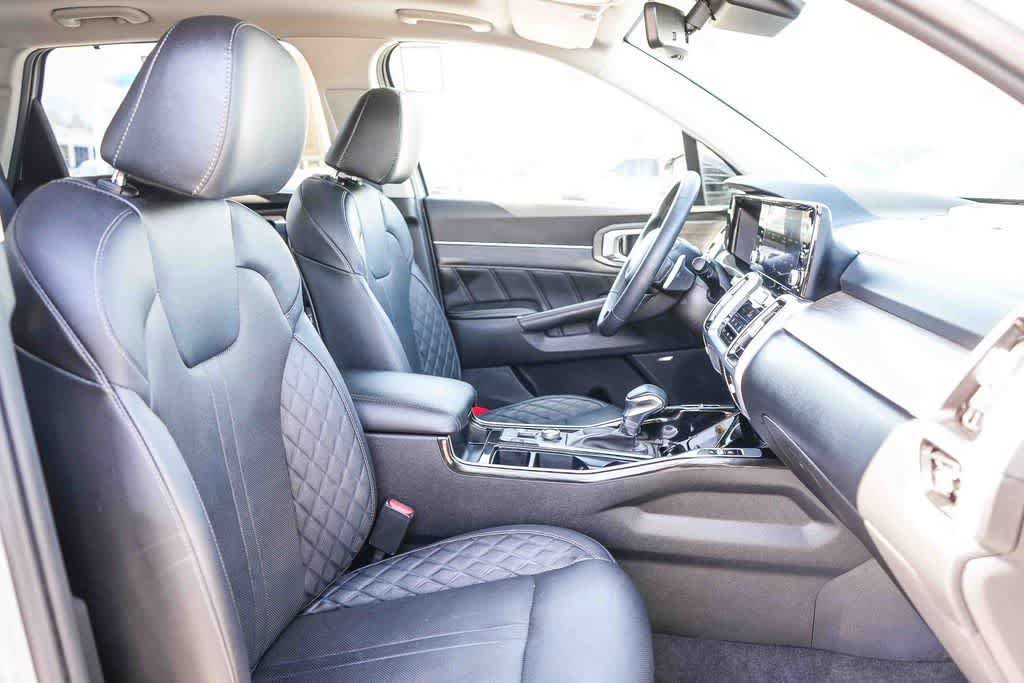 Certified 2023 Kia Sorento SX Prestige AWD/4WD image 16
