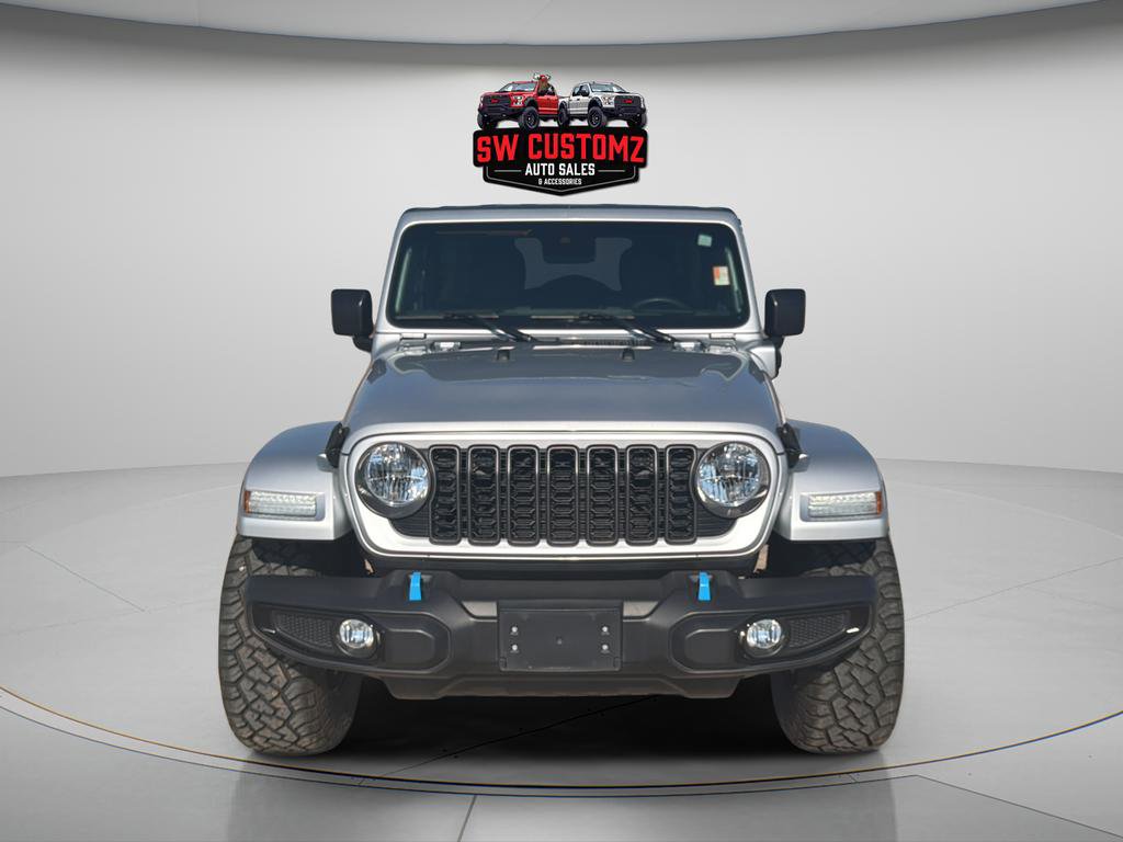 Used 2024 Jeep Wrangler Unlimited w/ Convenience Group image 2