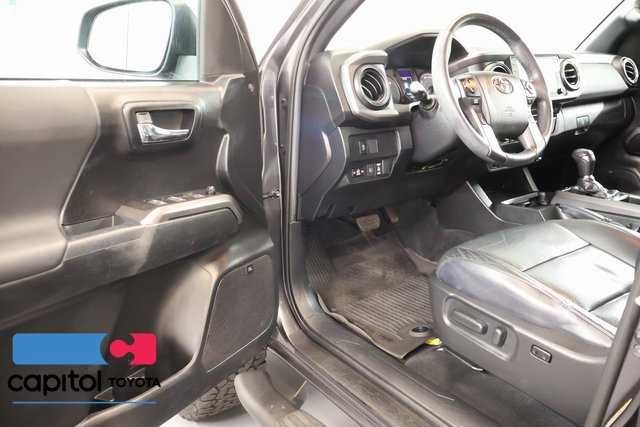 Certified 2021 Toyota Tacoma TRD Sport w/ TRD Premium Sport Package AWD/4WD image 9