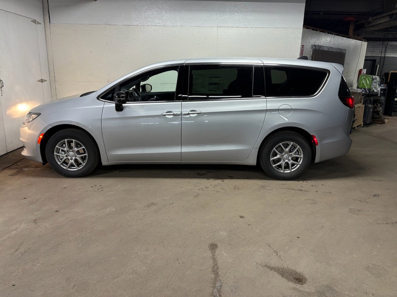 New 2026 Chrysler Voyager LX FWD image 6