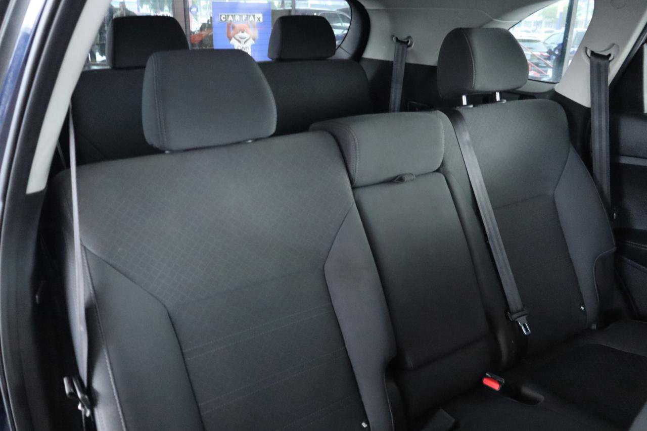 Used 2020 Kia Sorento LX image 29