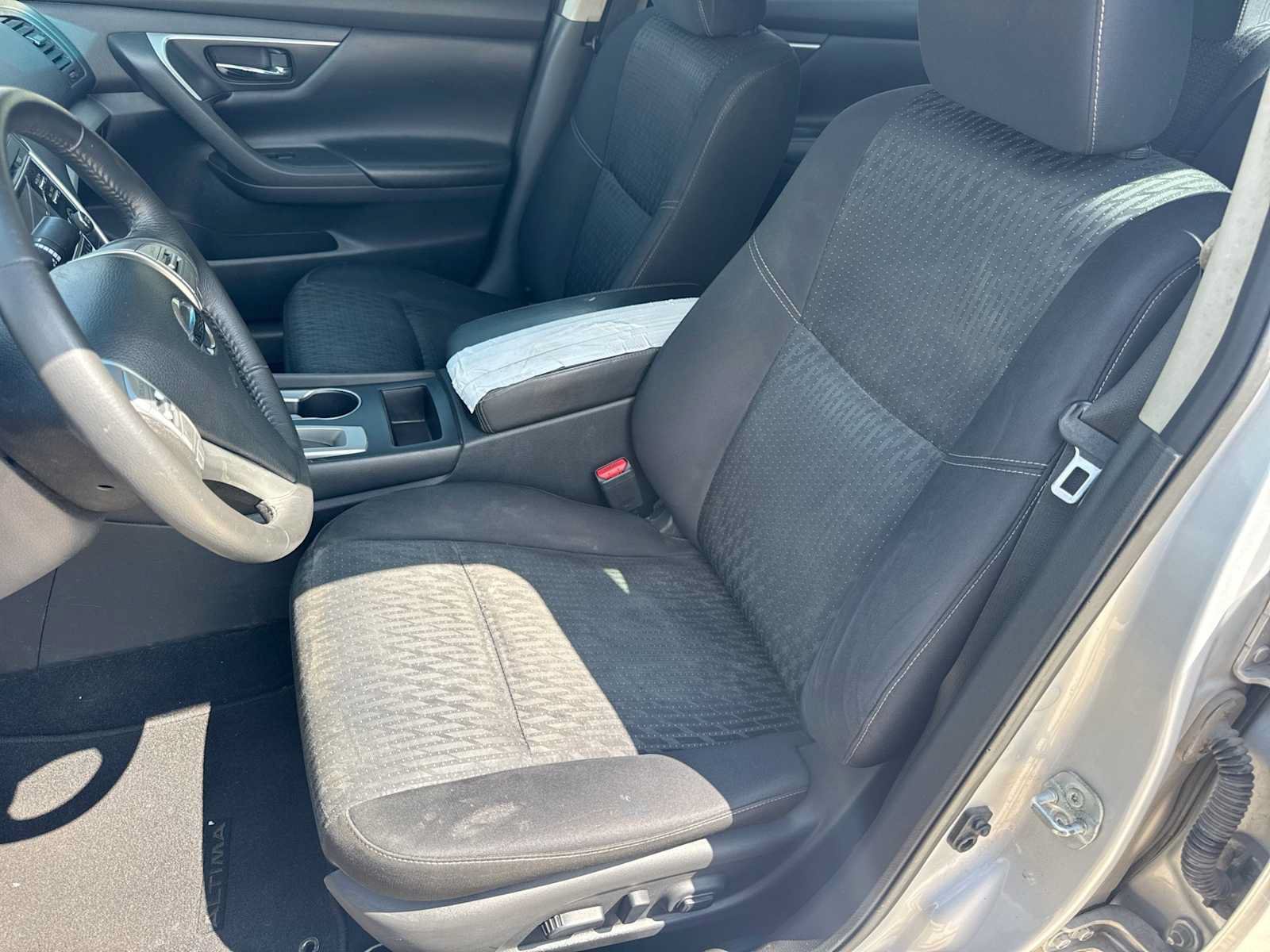 Used 2016 Nissan Altima 2.5 SV FWD image 15