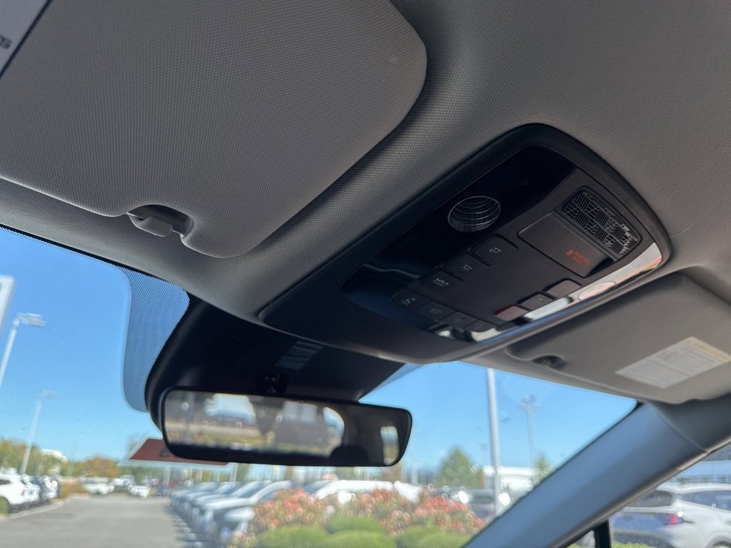 New 2026 Kia Carnival EX image 20